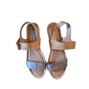 Pierre Dumas Brown & Tan Two-Tone Comfort Wedge Sandals Size 11